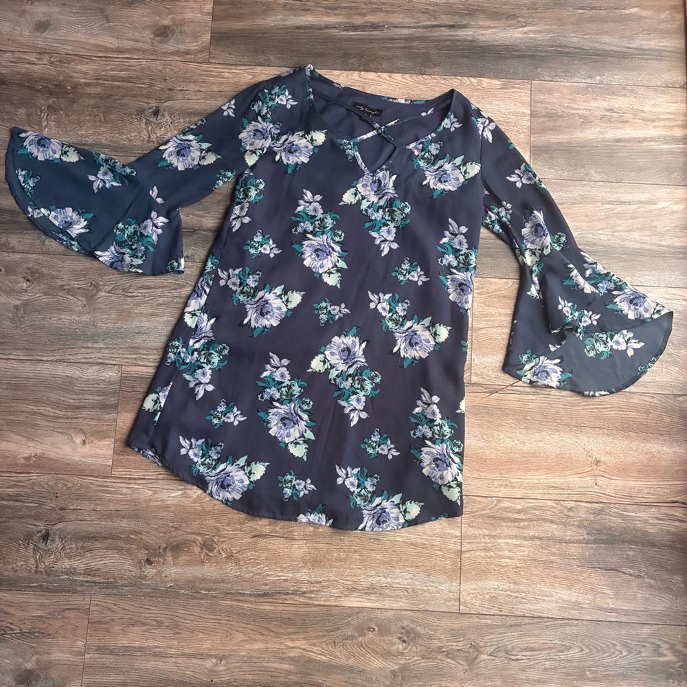 City Triangles Navy Floral Bell‎ Sleeve dress